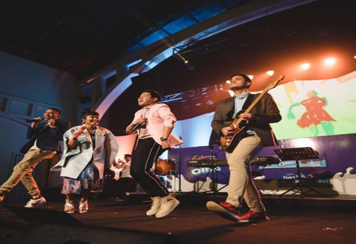 Special Concert Yura Yunita